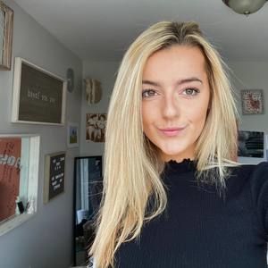 Meet your Posher, Caroline